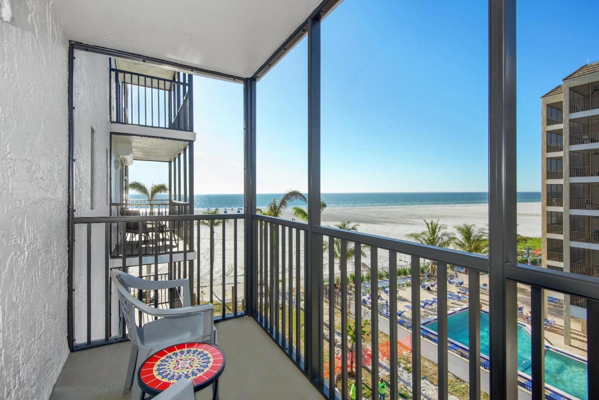 Island Winds 521 By Sun Palace Vacations Apartment Fort Myers Beach Bagian luar foto